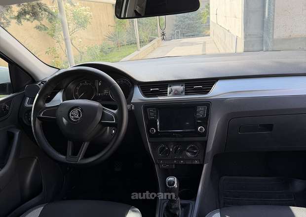 Skoda Rapid