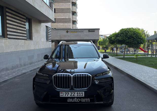 BMW X7