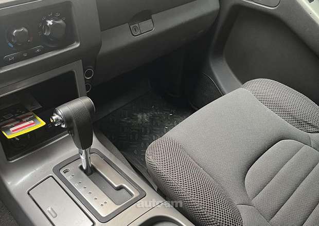 Nissan Pathfinder 2008 — фото 2
