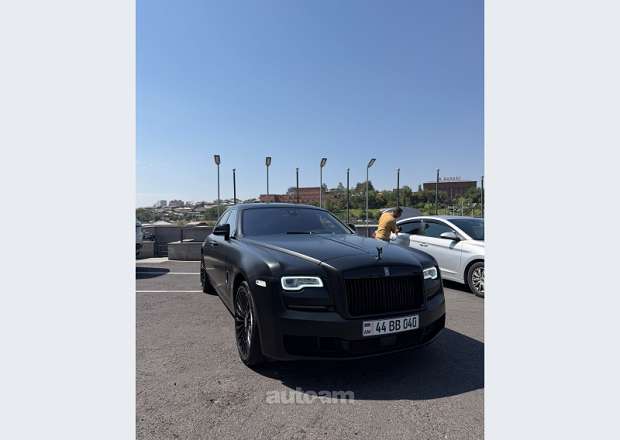 Rolls Royce Ghost 2014 — լուսանկար 2