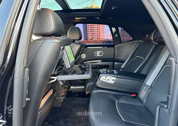 Rolls Royce Ghost 2014 — լուսանկար 5