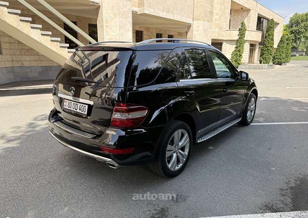 Mercedes-Benz ML 350 2010 — լուսանկար 7