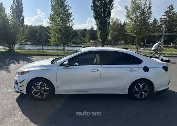 Kia Forte 2021 — լուսանկար 4