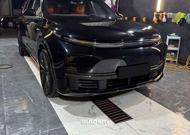 Lixiang Li L7