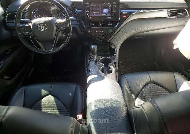 Toyota Camry 2021 — լուսանկար 6