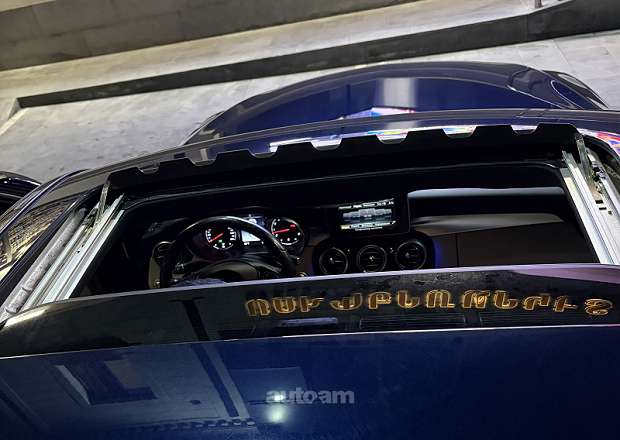 Mercedes-Benz C 300 2018 — լուսանկար 14