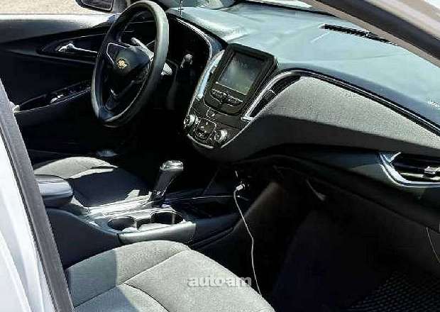 Chevrolet Malibu 2017 — լուսանկար 9
