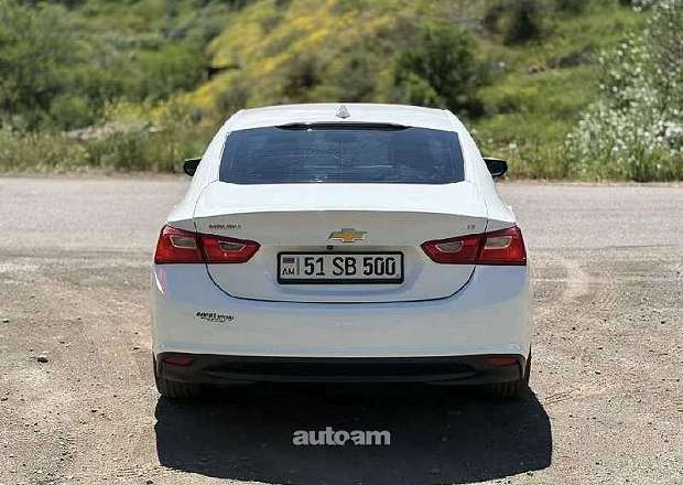 Chevrolet Malibu 2017 — լուսանկար 2