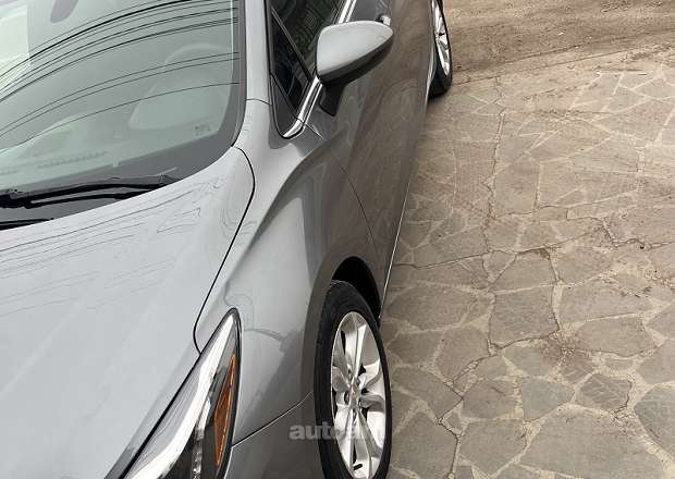 Chevrolet Cruze 2019 — լուսանկար 3