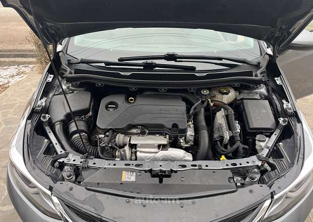 Chevrolet Cruze 2019 — լուսանկար 10