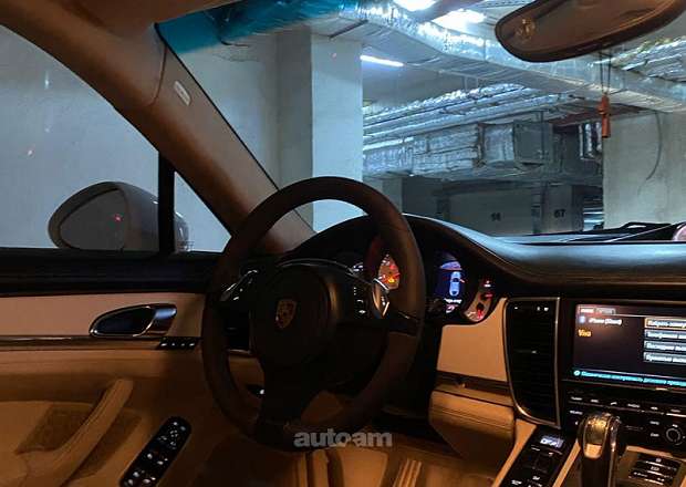 Porsche Panamera