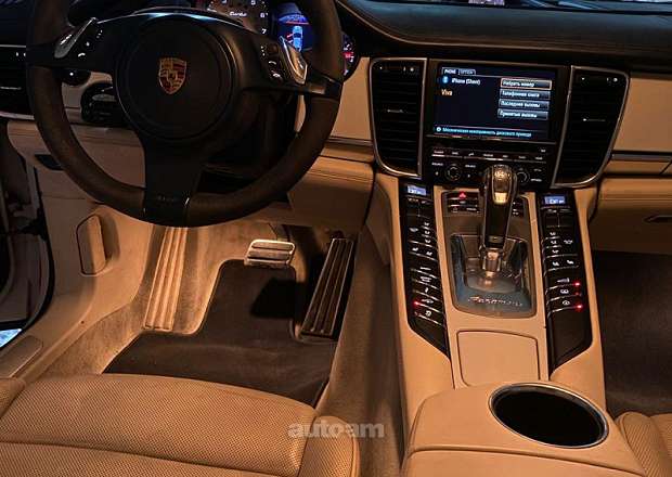 Porsche Panamera