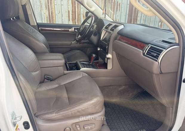 Lexus GX 460 2013 — լուսանկար 12