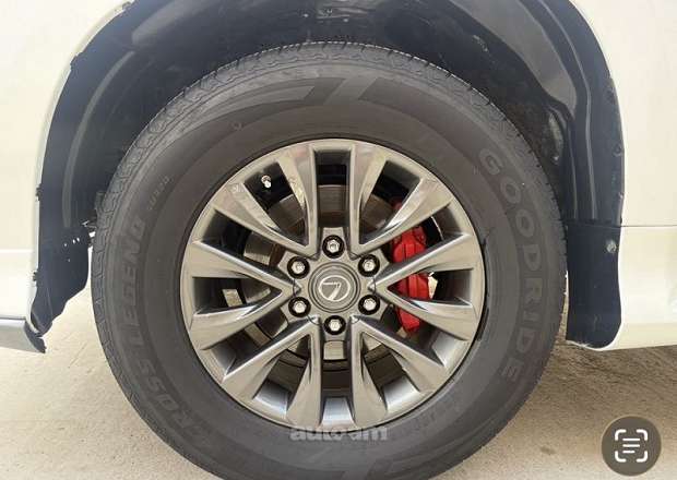 Lexus GX 460 2013 — լուսանկար 13