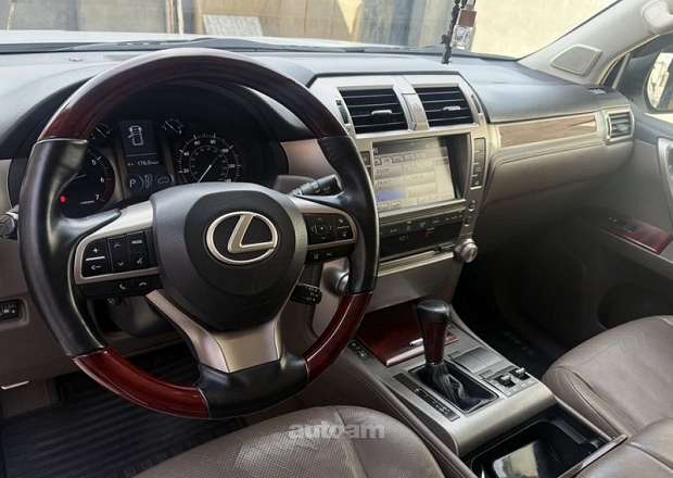 Lexus GX 460 2013 — լուսանկար 14