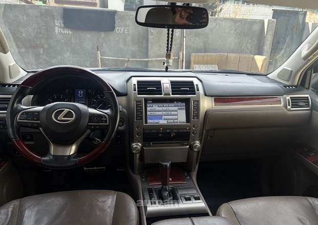 Lexus GX 460 2013 — լուսանկար 9