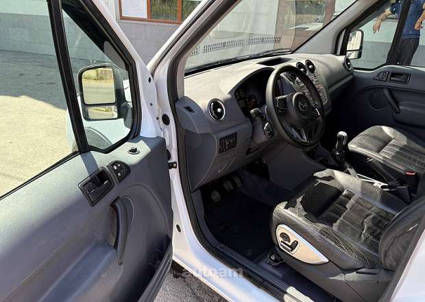 Ford Transit 2010 — photo 11