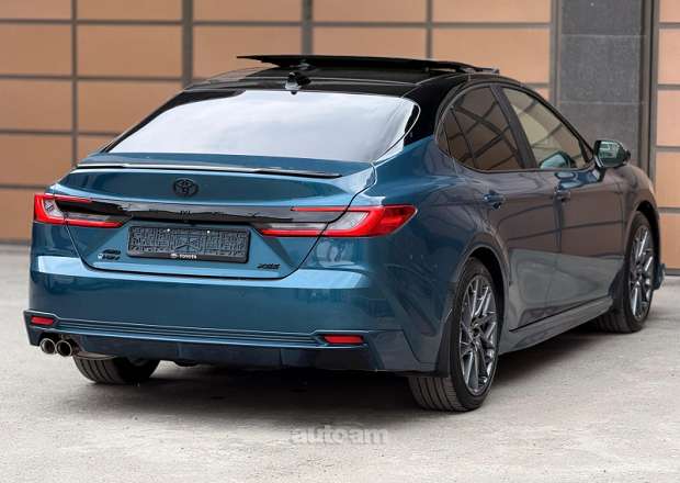 Toyota Camry 2025 — լուսանկար 5