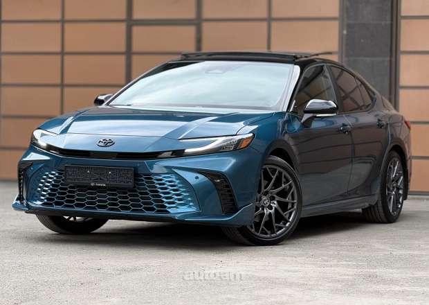 Toyota Camry 2025 — լուսանկար 1