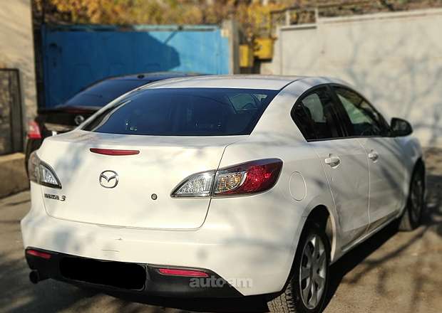 Mazda 3 2010 — լուսանկար 4