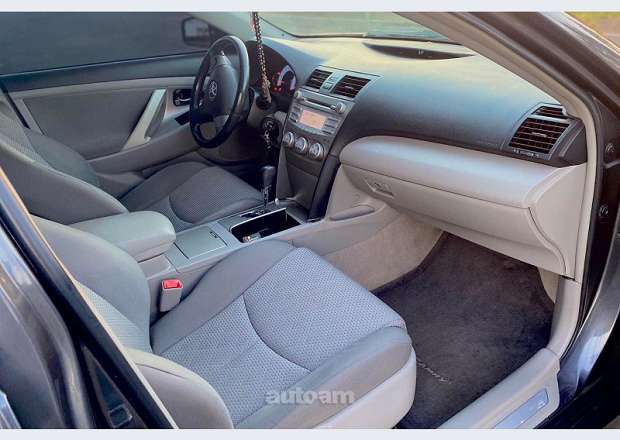 Toyota Camry 2010 — photo 5