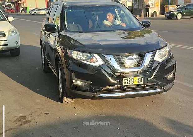 Nissan Rogue