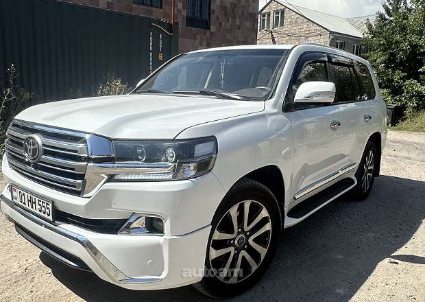 Toyota Land Cruiser 200 2012 — լուսանկար 1