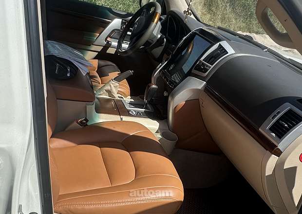 Toyota Land Cruiser 200 2012 — լուսանկար 11