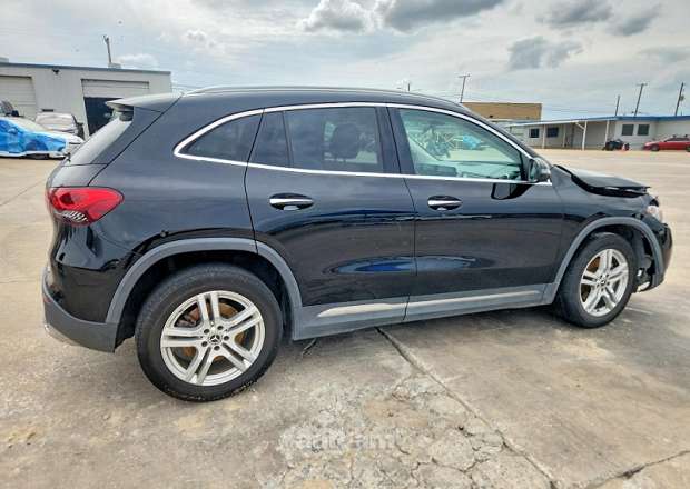 Mercedes-Benz GLA 250 2020 — photo 2