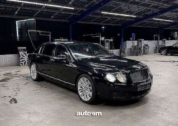 Bentley Continental Flying Spur 2011 — photo 3