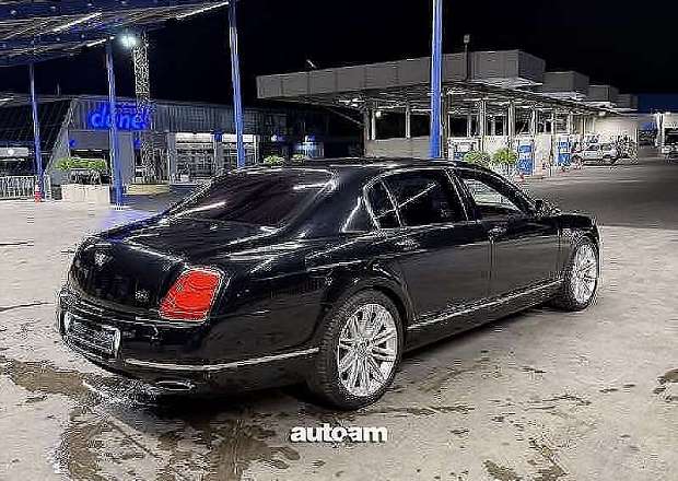 Bentley Continental Flying Spur 2011 — photo 8