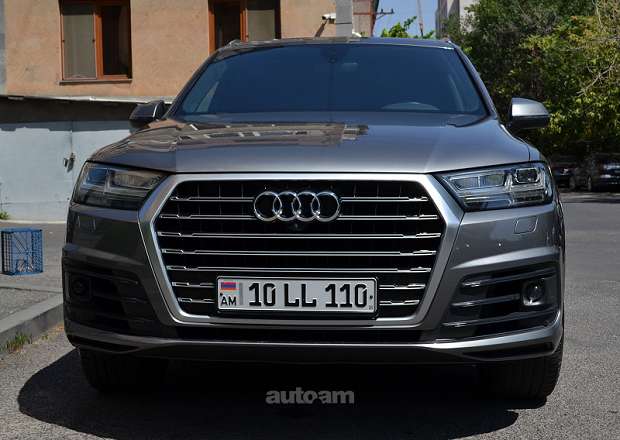 Audi Q7 2017 — photo 1
