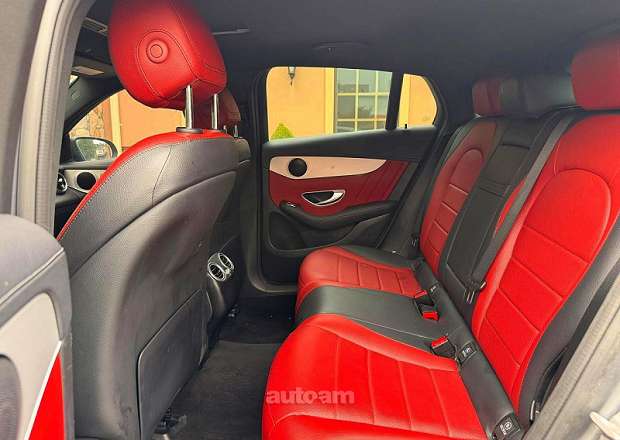 Mercedes-Benz GLE 300