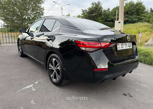 Nissan Sentra 2023 — լուսանկար 4