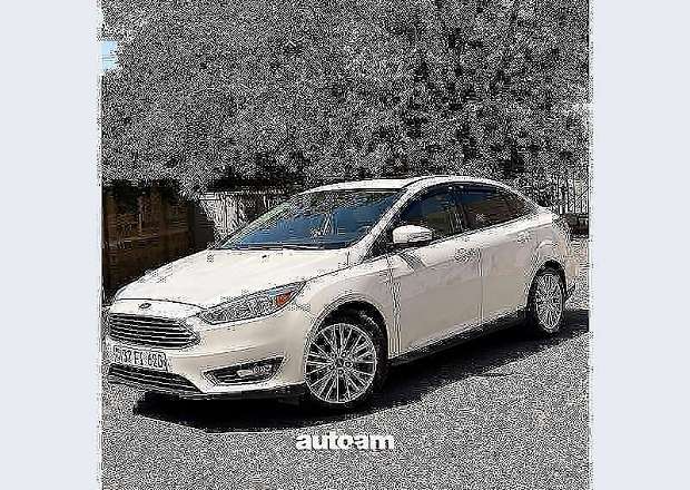 Ford Focus 2018 — photo 1