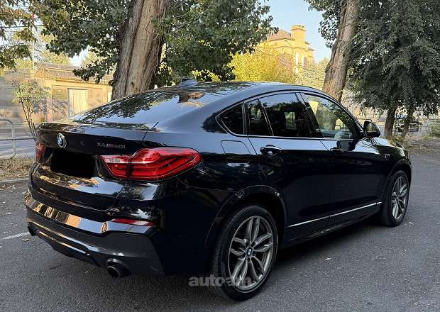 BMW X4 M