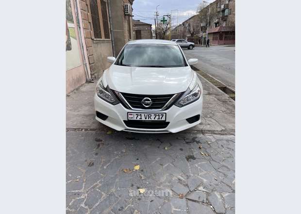 Nissan Altima 2016 — լուսանկար 1