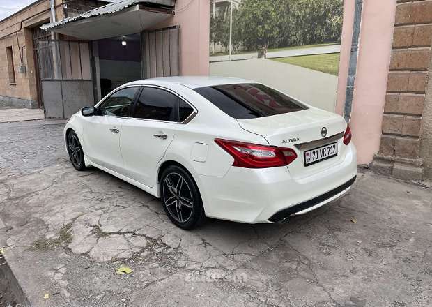 Nissan Altima 2016 — լուսանկար 5