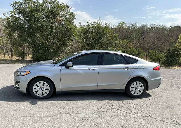 Ford Fusion 2020 — photo 6