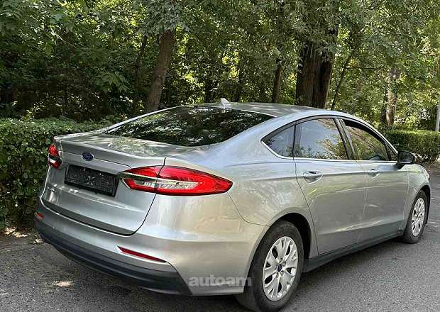 Ford Fusion 2020 — photo 3