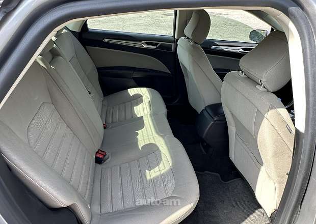 Ford Fusion 2020 — photo 4