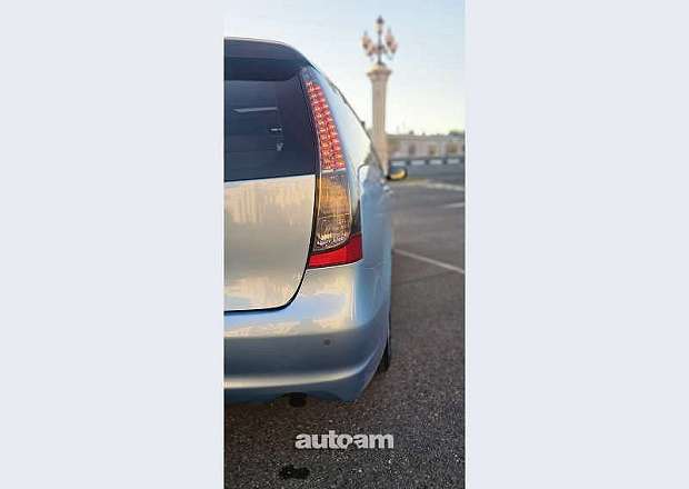 Mitsubishi Grandis 2003 — photo 9