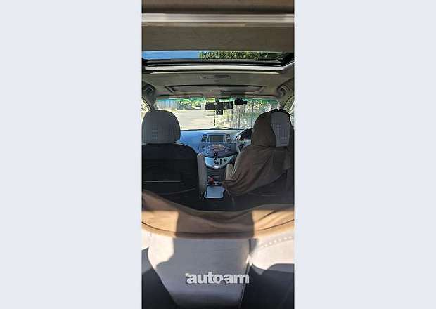 Mitsubishi Grandis 2003 — photo 8