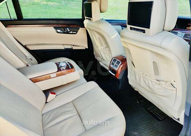 Mercedes-Benz S 500