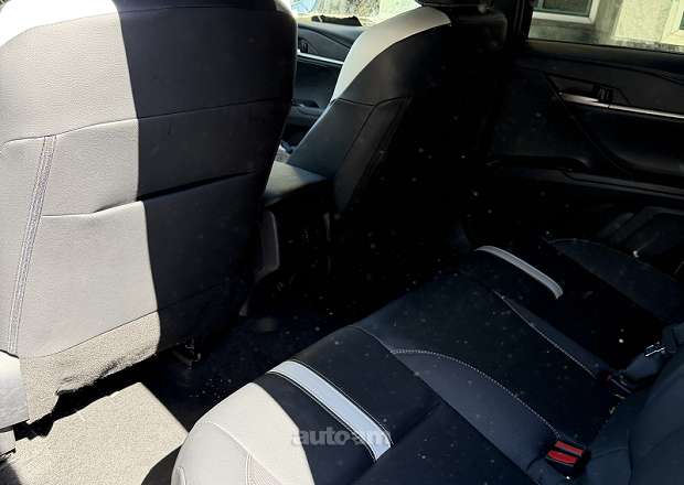 Toyota Camry 2024 — фото 11