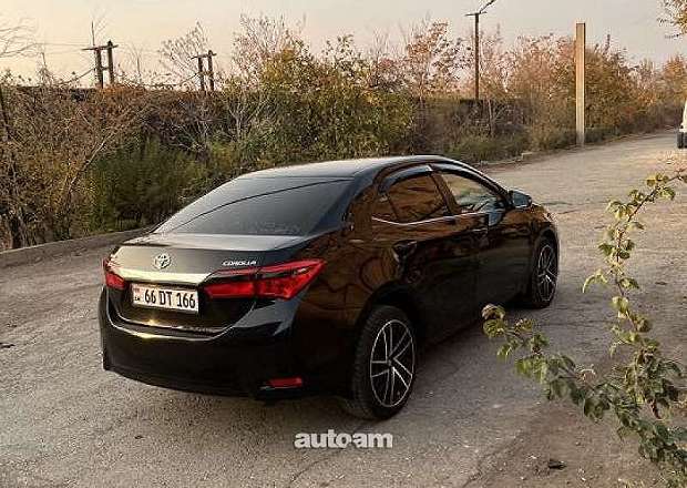 Toyota Corolla 2015 — photo 3
