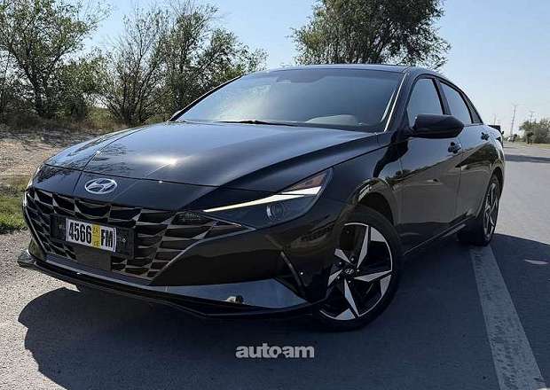 Hyundai Elantra 2023 — լուսանկար 1