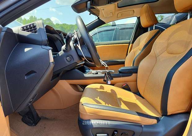 Lexus RZ 450e