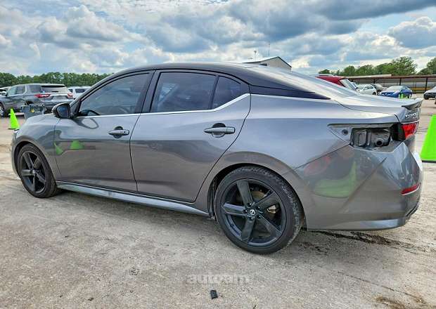 Nissan Sentra