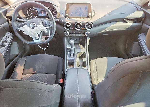 Nissan Sentra